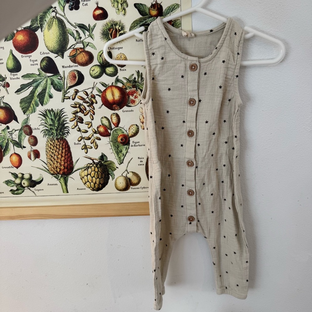 Quincy Mae organic star romper 3-6 months